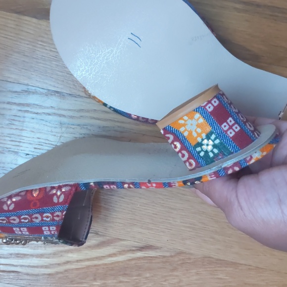 Indian/Pakistani Ethnic sandal heels 10M - Picture 5 of 9
